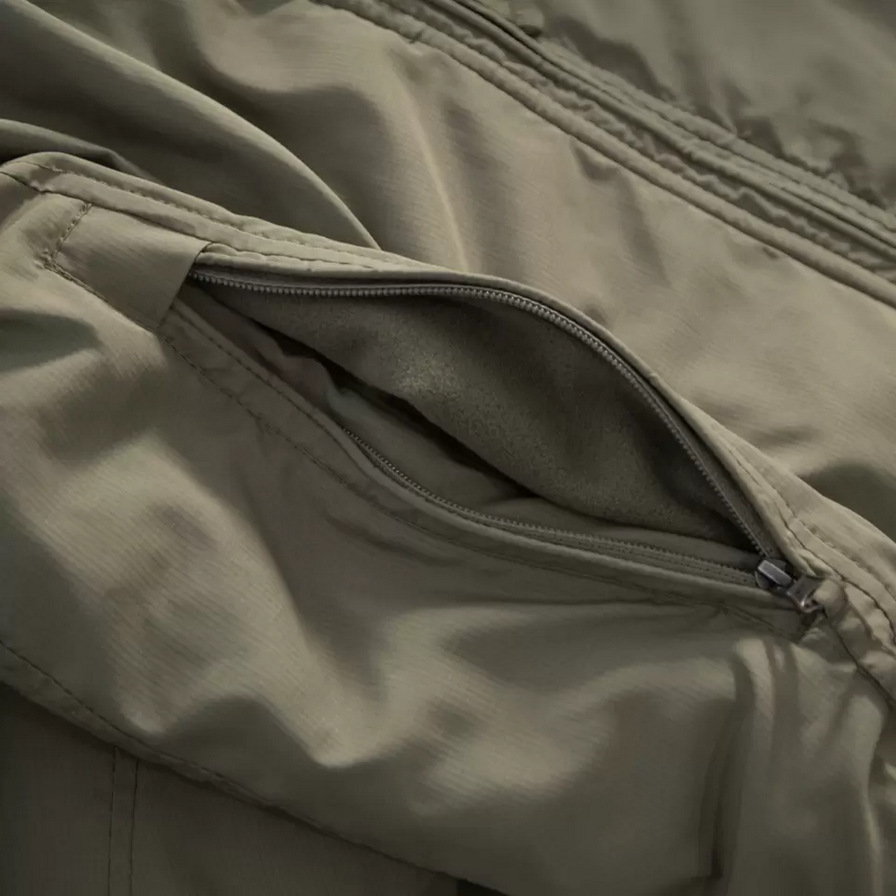 Carinthia® LIG 5.0 Jacket ultraleichte Isolationsjacke | Farbe: Oliv | Größe: M