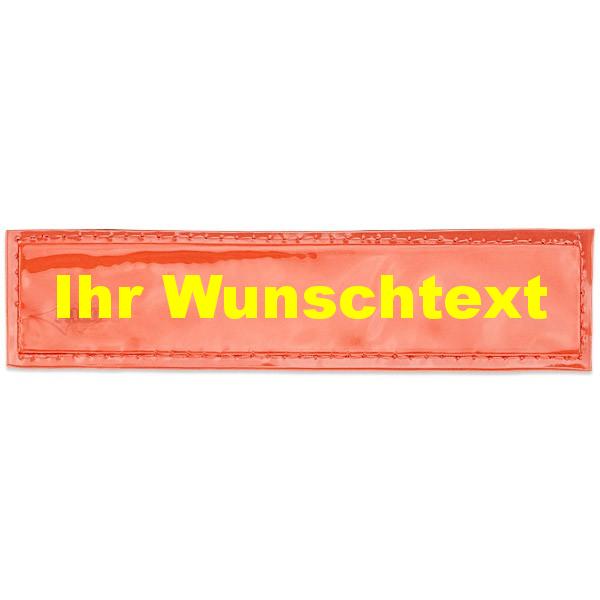MEIERmed® Reflex-Brustschild mit Klett und Wunschtext | glänzend | Maße: 13 x 2,5 cm | Farbe: Leuchtrot
