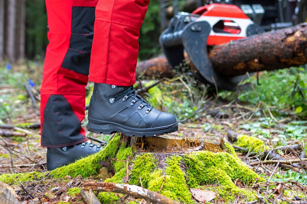HAIX® Protector Pro 2.0 Schnittschutzstiefel | Farbe: Black | Größe: 42 / UK 8.0
