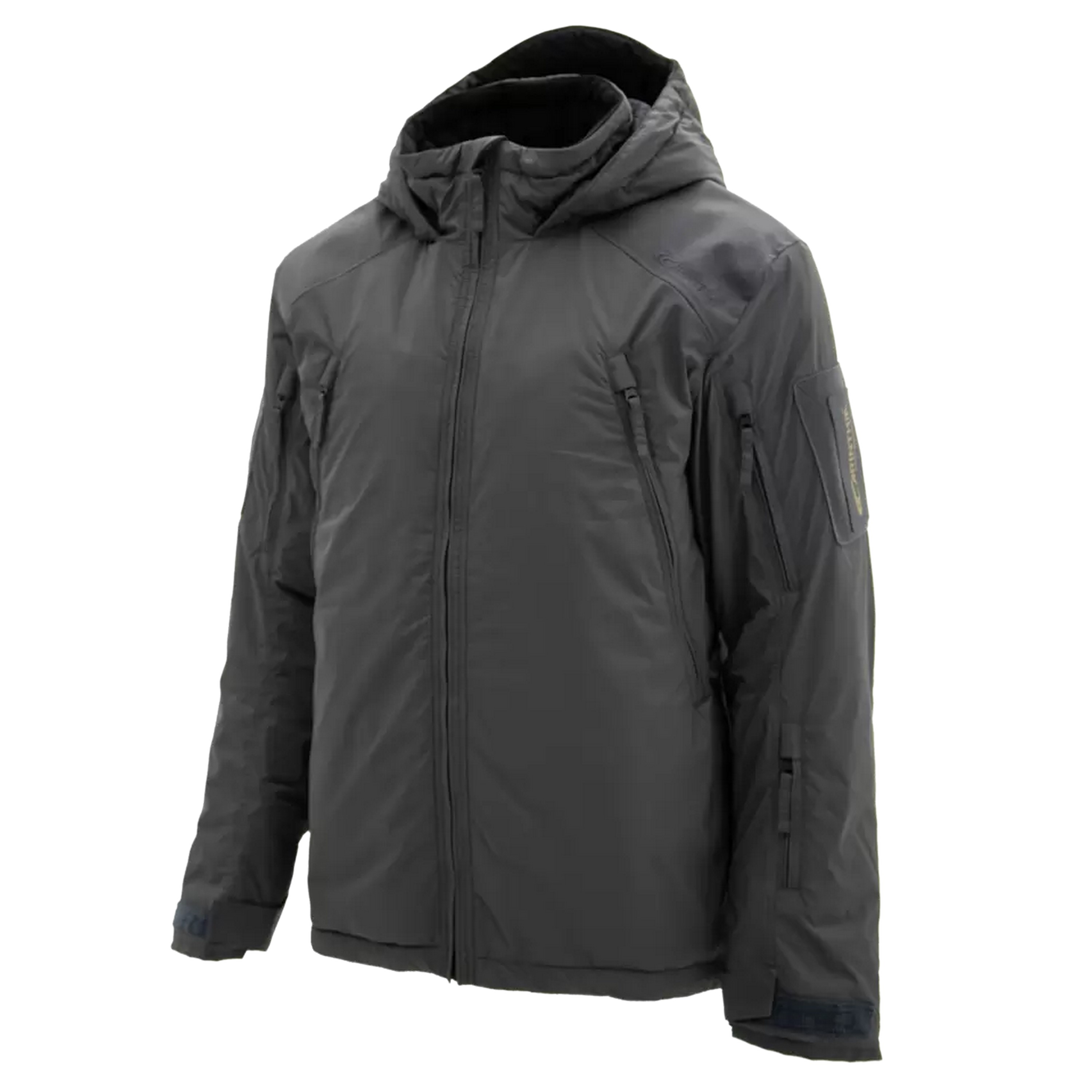 Schwarze taktische Winterjacke mit Kapuze und mehreren Reißverschlusstaschen für den professionellen Notfall- und Feldeinsatz.