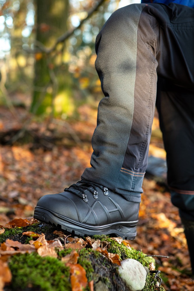 HAIX® Protector Pro 2.0 Schnittschutzstiefel | Farbe: Black | Größe: 42 / UK 8.0